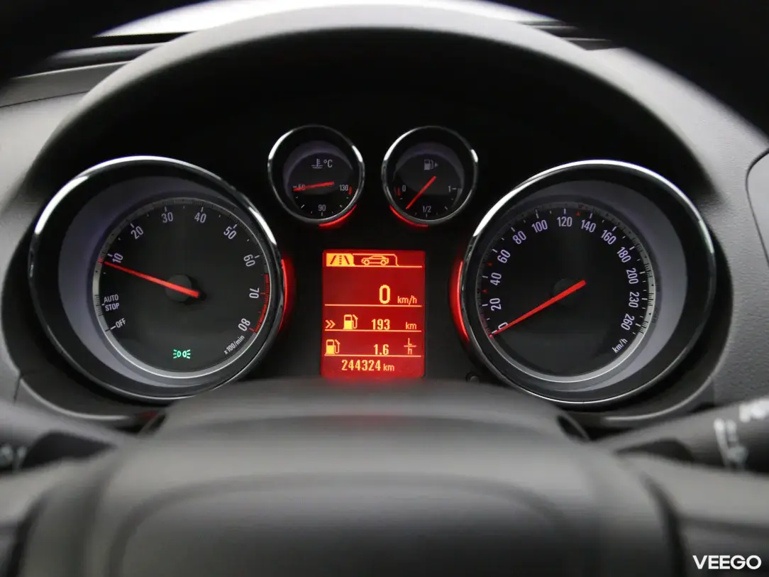 Opel Insignia 1.4 103kW