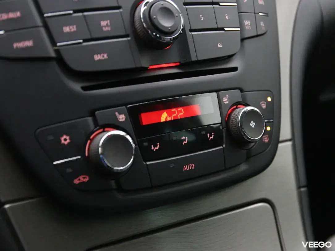 Opel Insignia 1.4 103kW