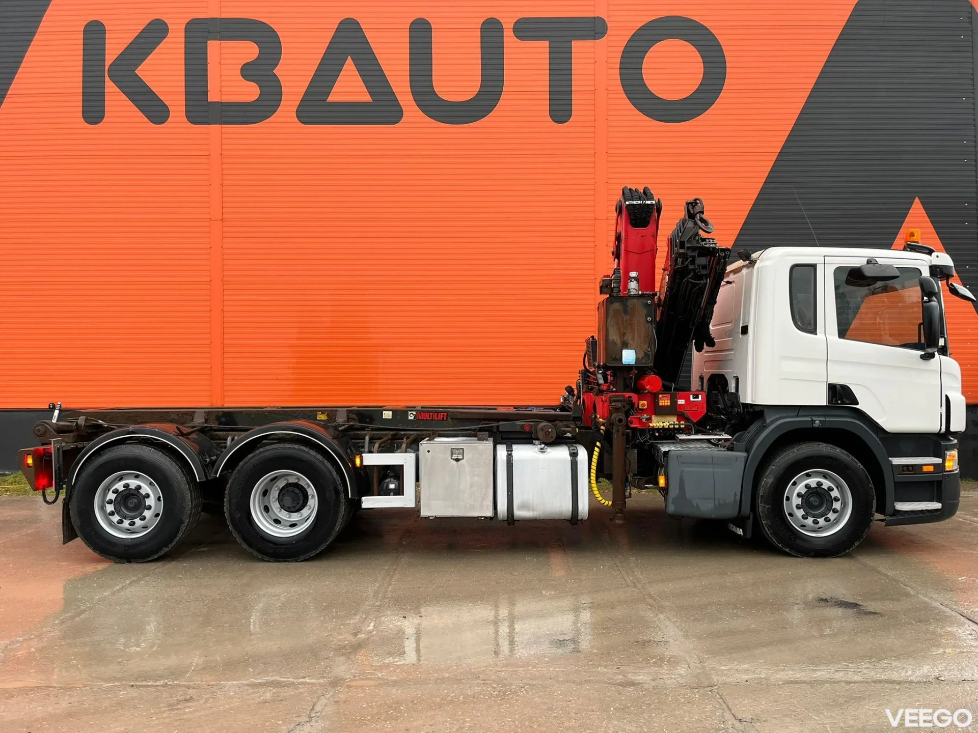 SCANIA P340 FERRARI 726 / LIFT L=5138 mm 250kW