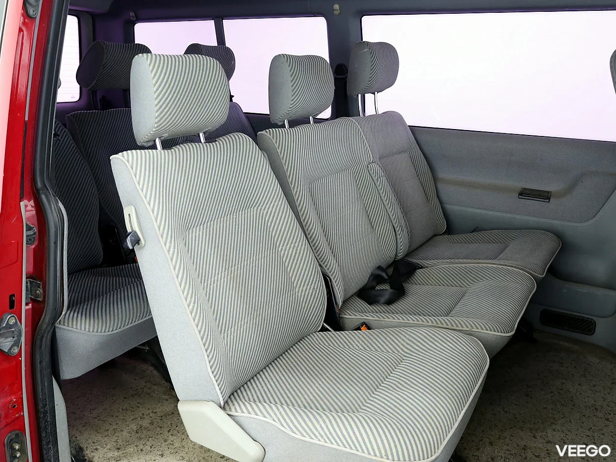 Volkswagen Caravelle 2.4 57kW