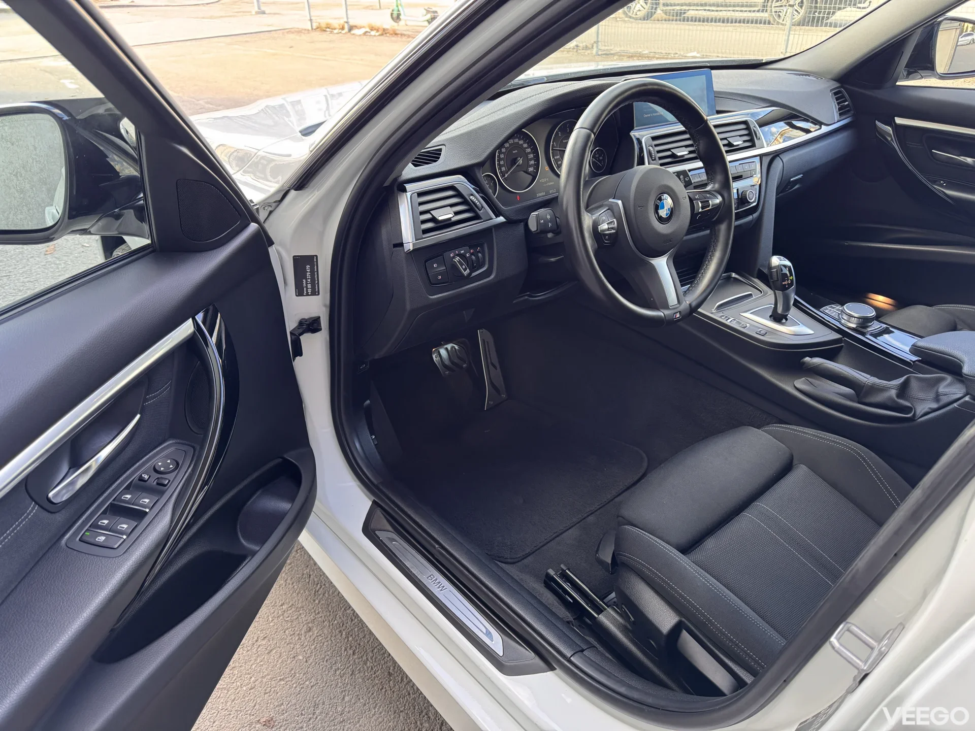 BMW 330 M-Pakett 3.0 190kW