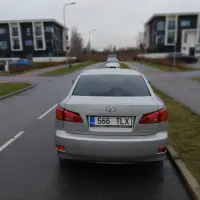 Lexus IS 220 LS 2.2 130kW thumbnail