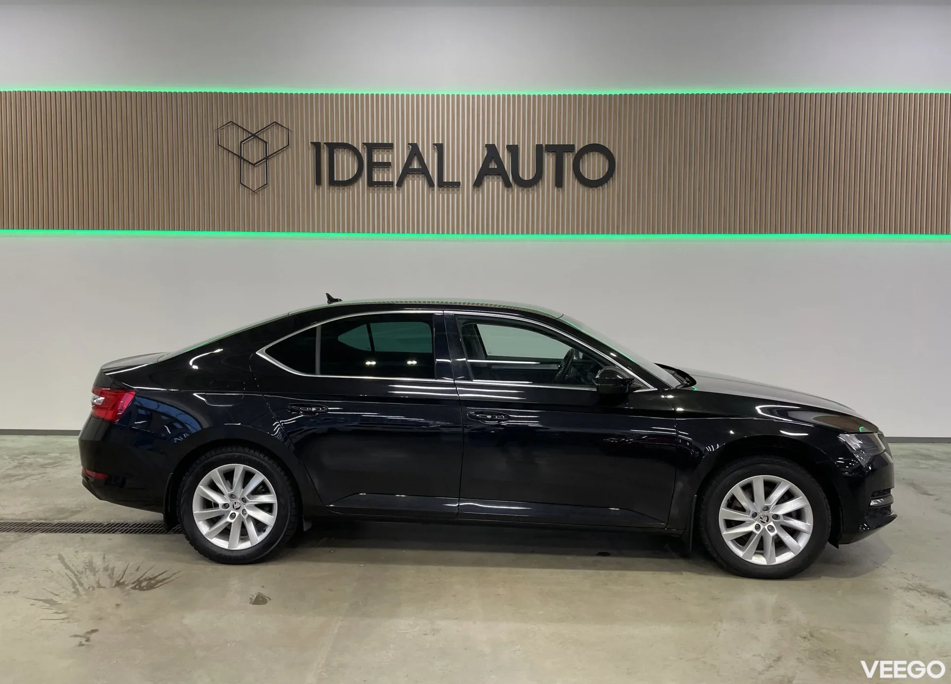 Skoda Superb - 110kW