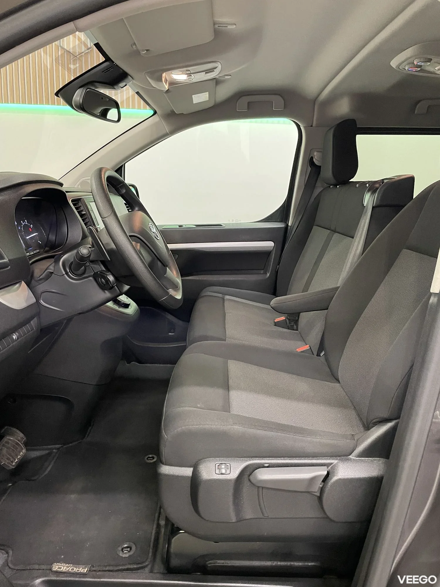 Toyota Proace Shuttle 130kW