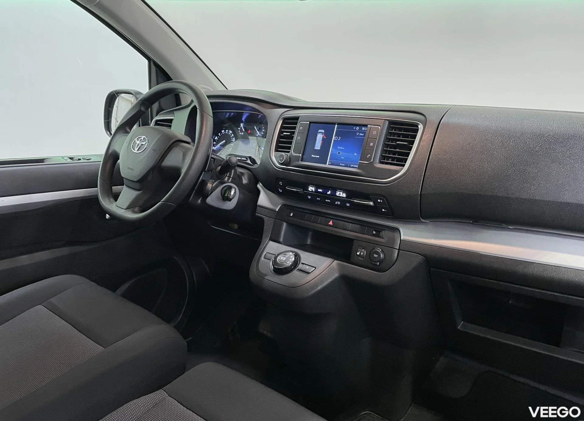 Toyota Proace Shuttle 130kW