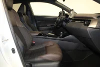 Toyota C-HR Luxury 1.8 72kW thumbnail