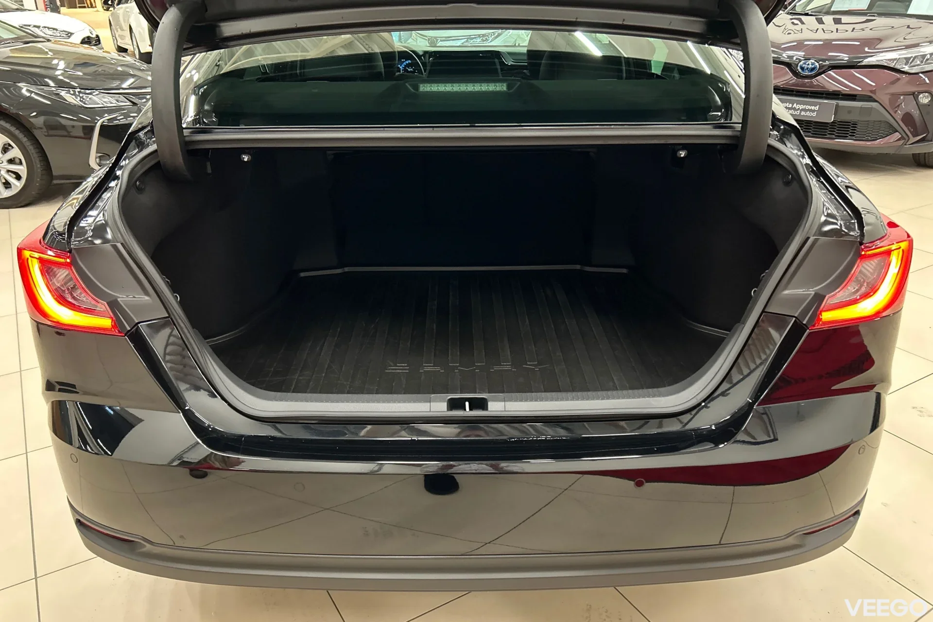 Toyota Camry Executive Hybrid 2.5 137kW