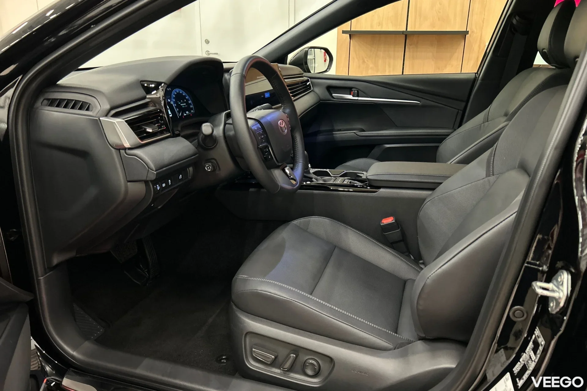 Toyota Camry Executive Hybrid 2.5 137kW