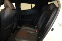 Toyota C-HR Luxury 1.8 72kW thumbnail