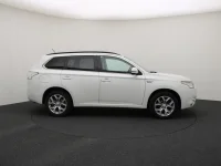 Mitsubishi Outlander 2 89kW thumbnail