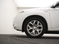 Mitsubishi Outlander 2 89kW thumbnail