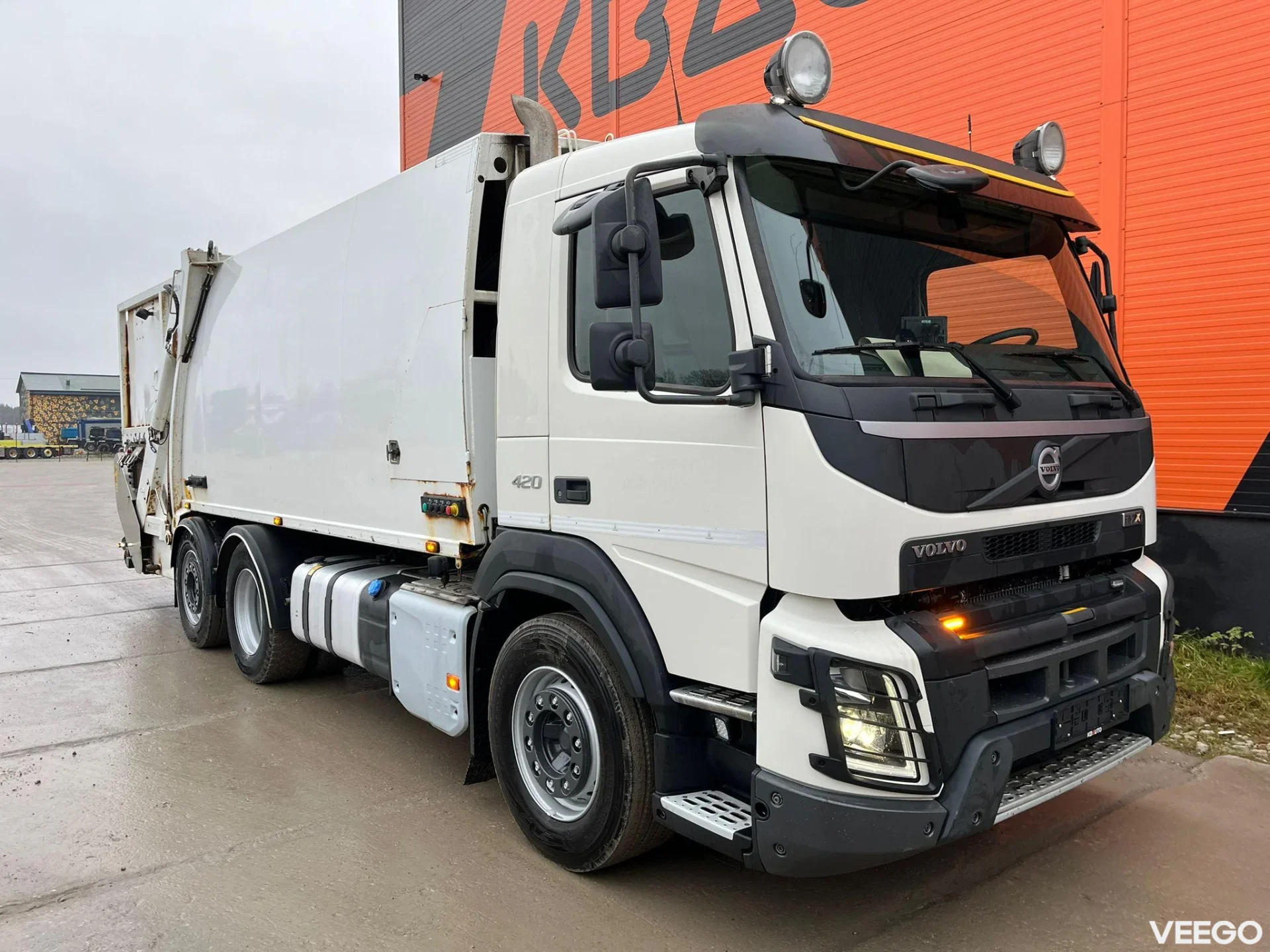 Volvo FMX NTM KG-2B / 11,9 + 5,8 m3 315kW