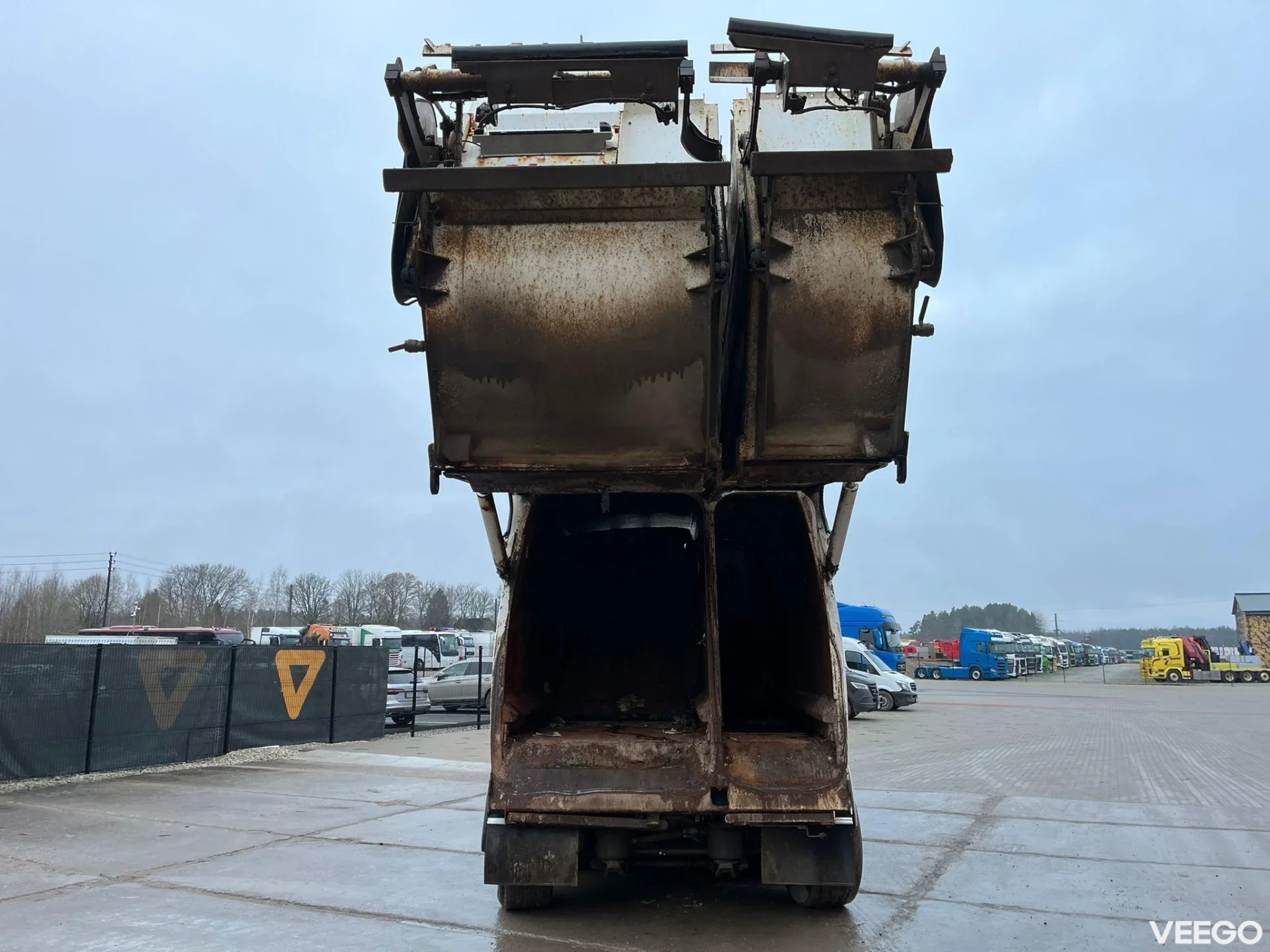 Volvo FMX NTM KG-2B / 11,9 + 5,8 m3 315kW