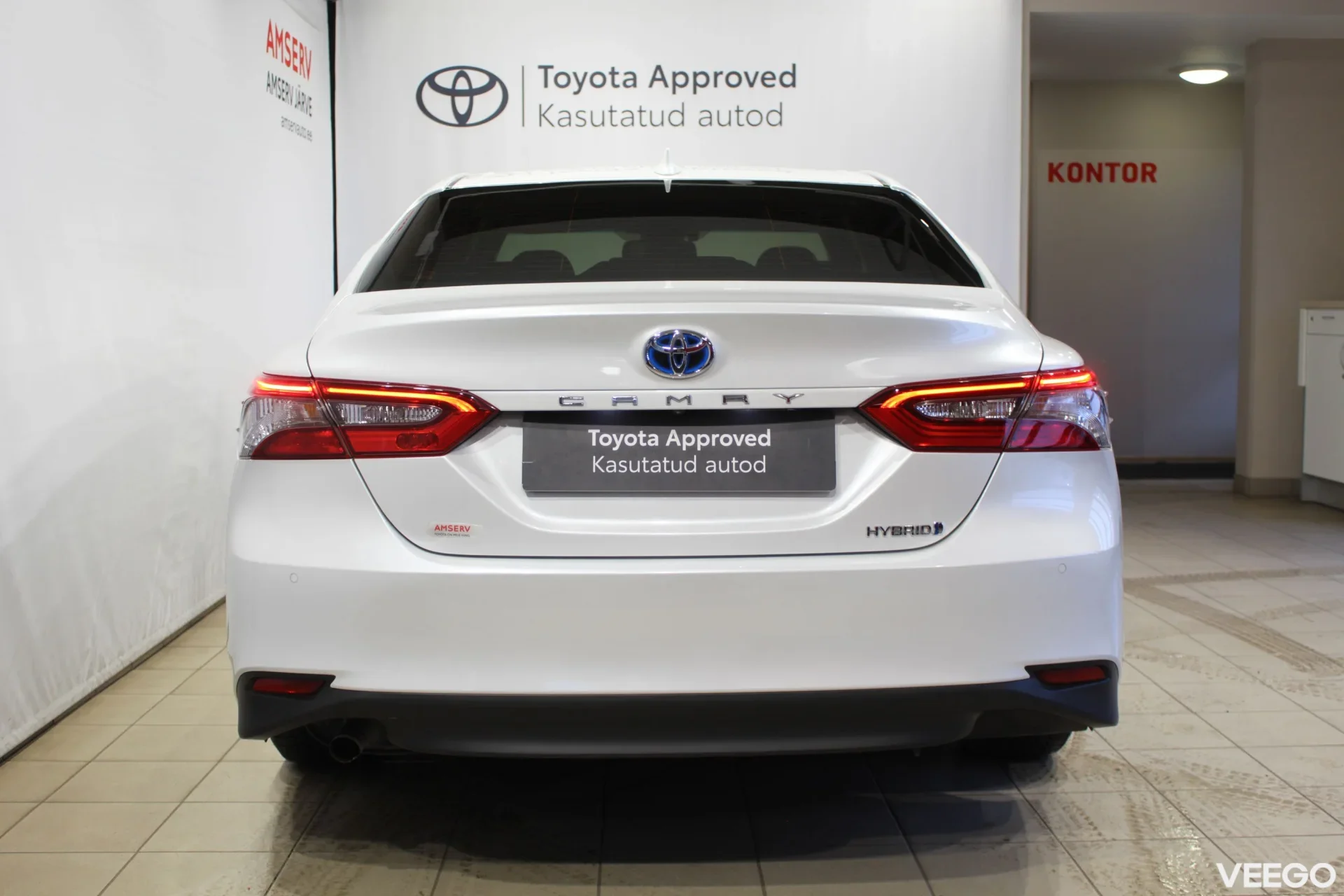 Toyota Camry Luxury Business 2.5 131kW