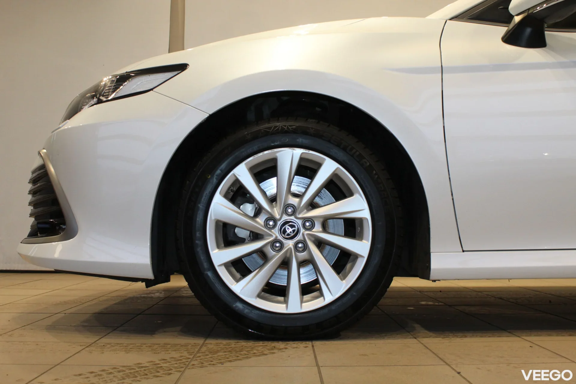 Toyota Camry Luxury Business 2.5 131kW