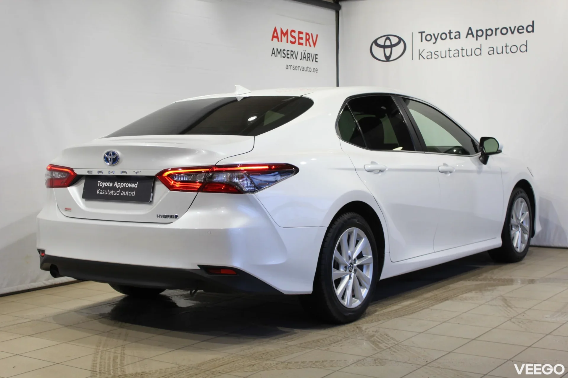 Toyota Camry Luxury Business 2.5 131kW