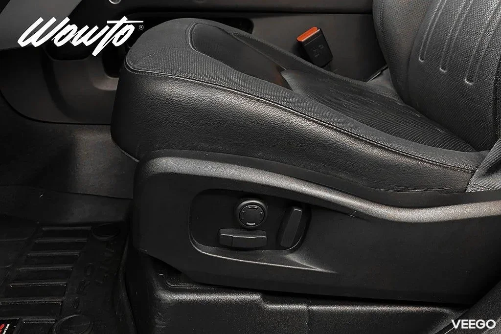 Land Rover Defender 110 P400 SE Signature /Meridian /Moms 294kW