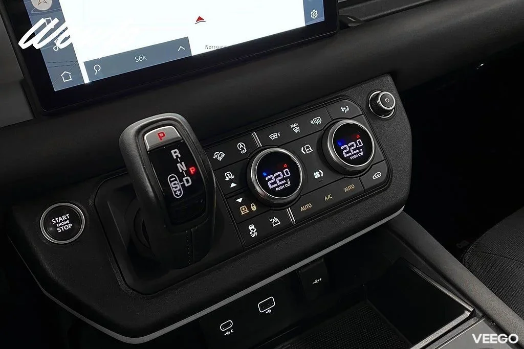 Land Rover Defender 110 P400 SE Signature /Meridian /Moms 294kW