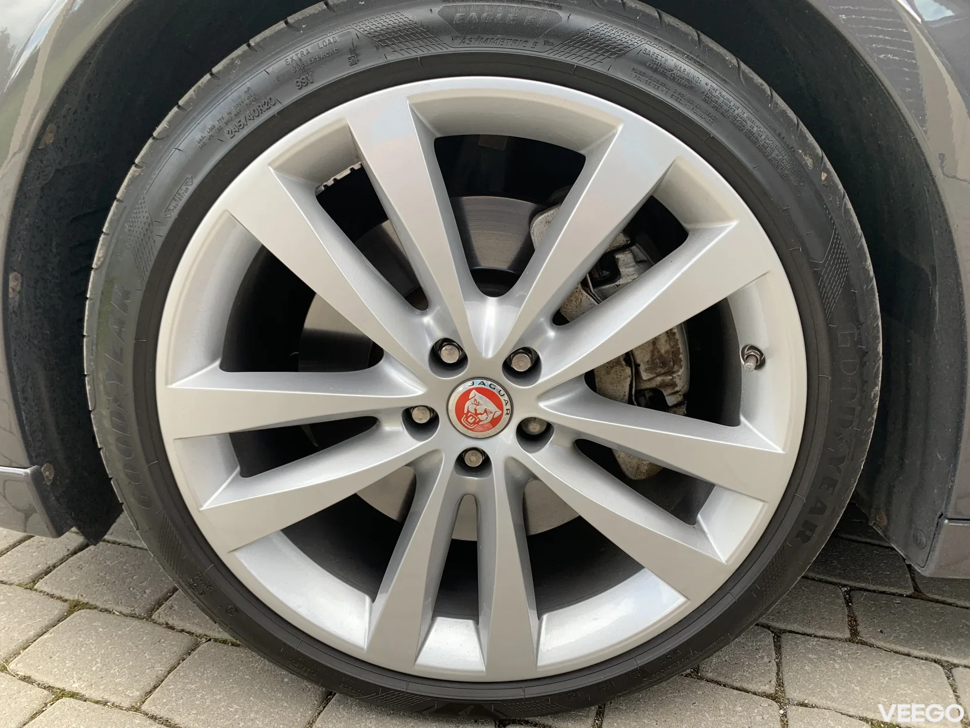 Jaguar XJ R-Sport 3.0 221kW