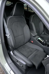 Volvo C40 AWD COUPE RECHARGE ULTIMATE INTELLI SAFE XENIUM 300kW thumbnail