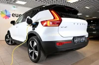 Volvo XC40 AWD P8 R-DESIGN Pure Electric INTELLI SAFE PRO 300kW thumbnail