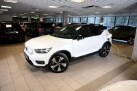 Volvo XC40 AWD P8 R-DESIGN Pure Electric INTELLI SAFE PRO 300kW thumbnail