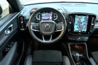 Volvo XC40 AWD P8 R-DESIGN Pure Electric INTELLI SAFE PRO 300kW thumbnail