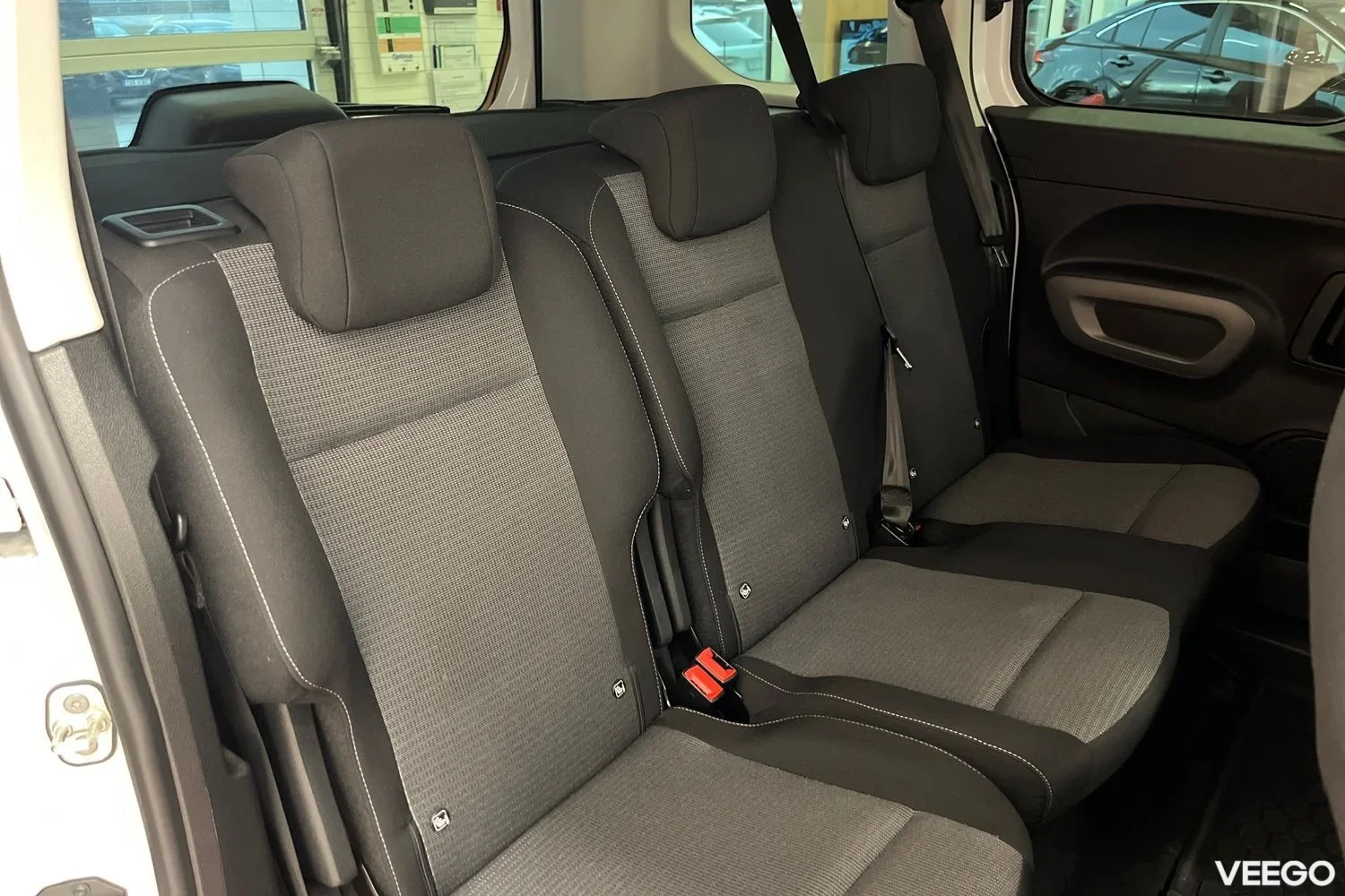 Toyota Proace City Double Side Door Shuttle 1.5 96kW