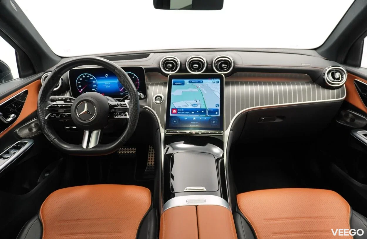 Mercedes-Benz GLC220 4Matic AMG-line Night pakett 2 145kW