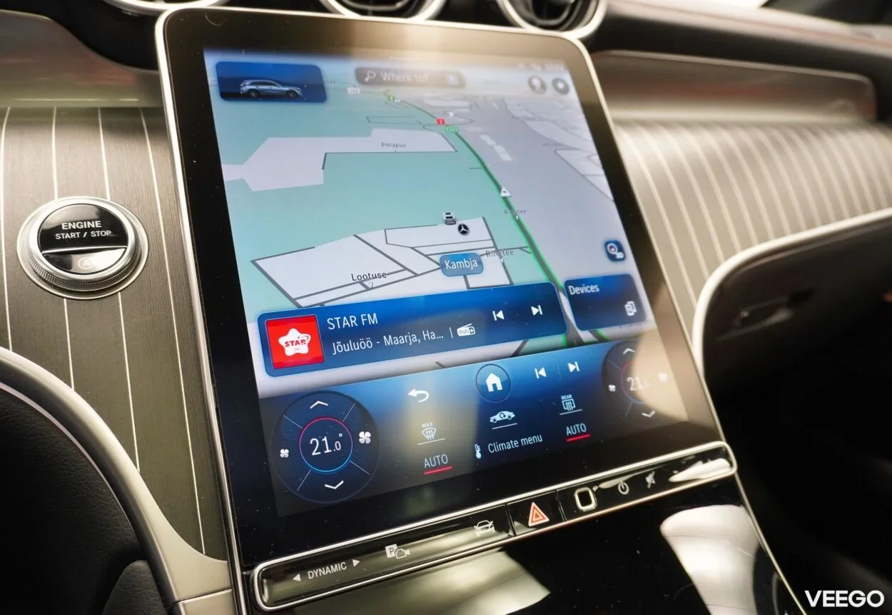 Mercedes-Benz GLC220 4Matic AMG-line Night pakett 2 145kW