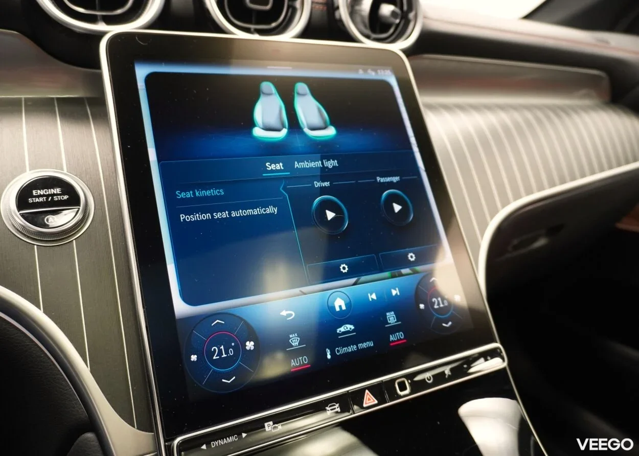 Mercedes-Benz GLC220 4Matic AMG-line Night pakett 2 145kW