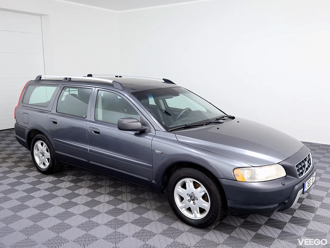 Volvo XC70 2.4 121kW