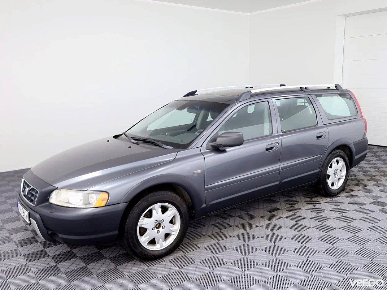 Volvo XC70 2.4 121kW