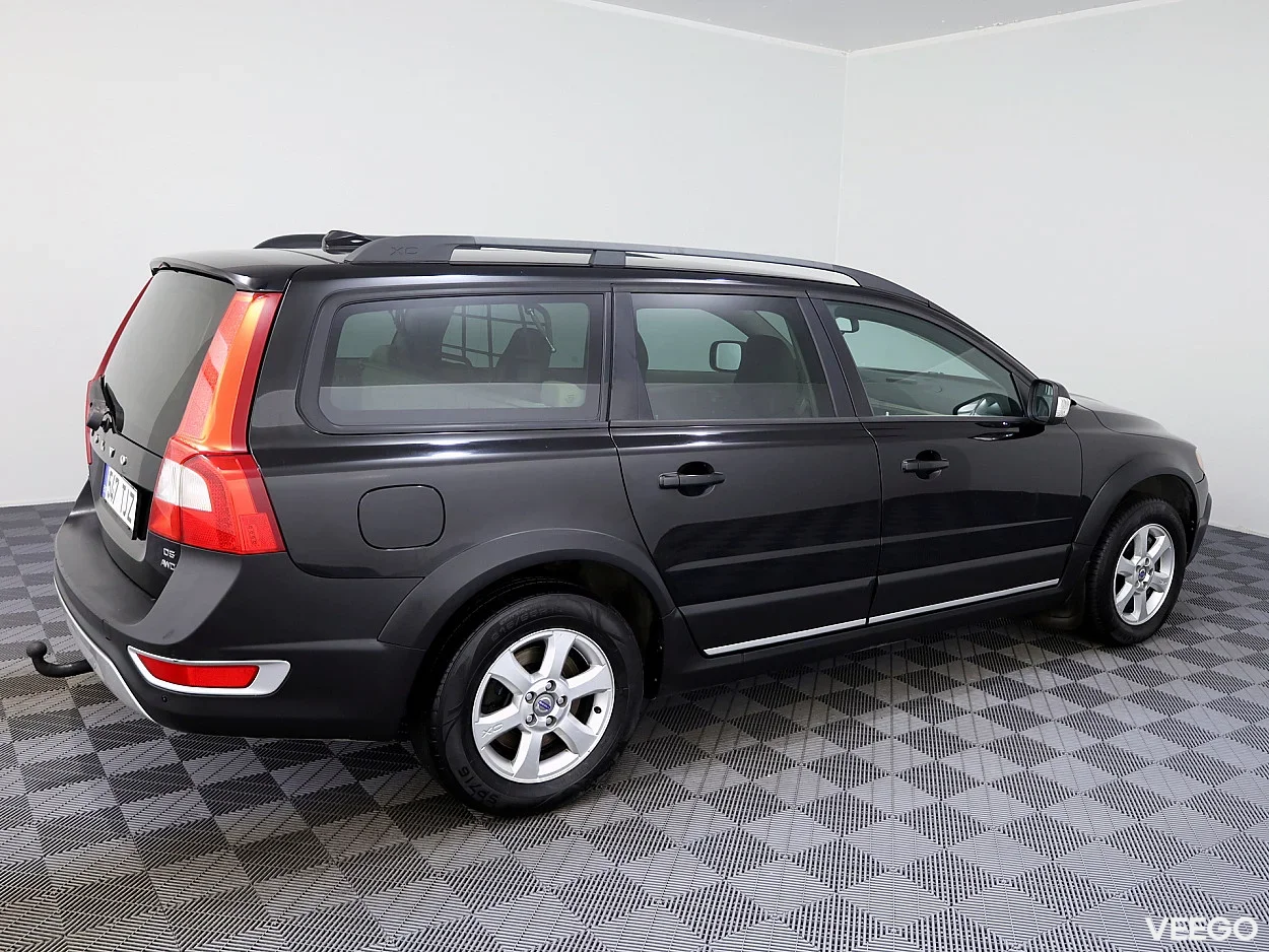 Volvo XC70 2.4 136kW