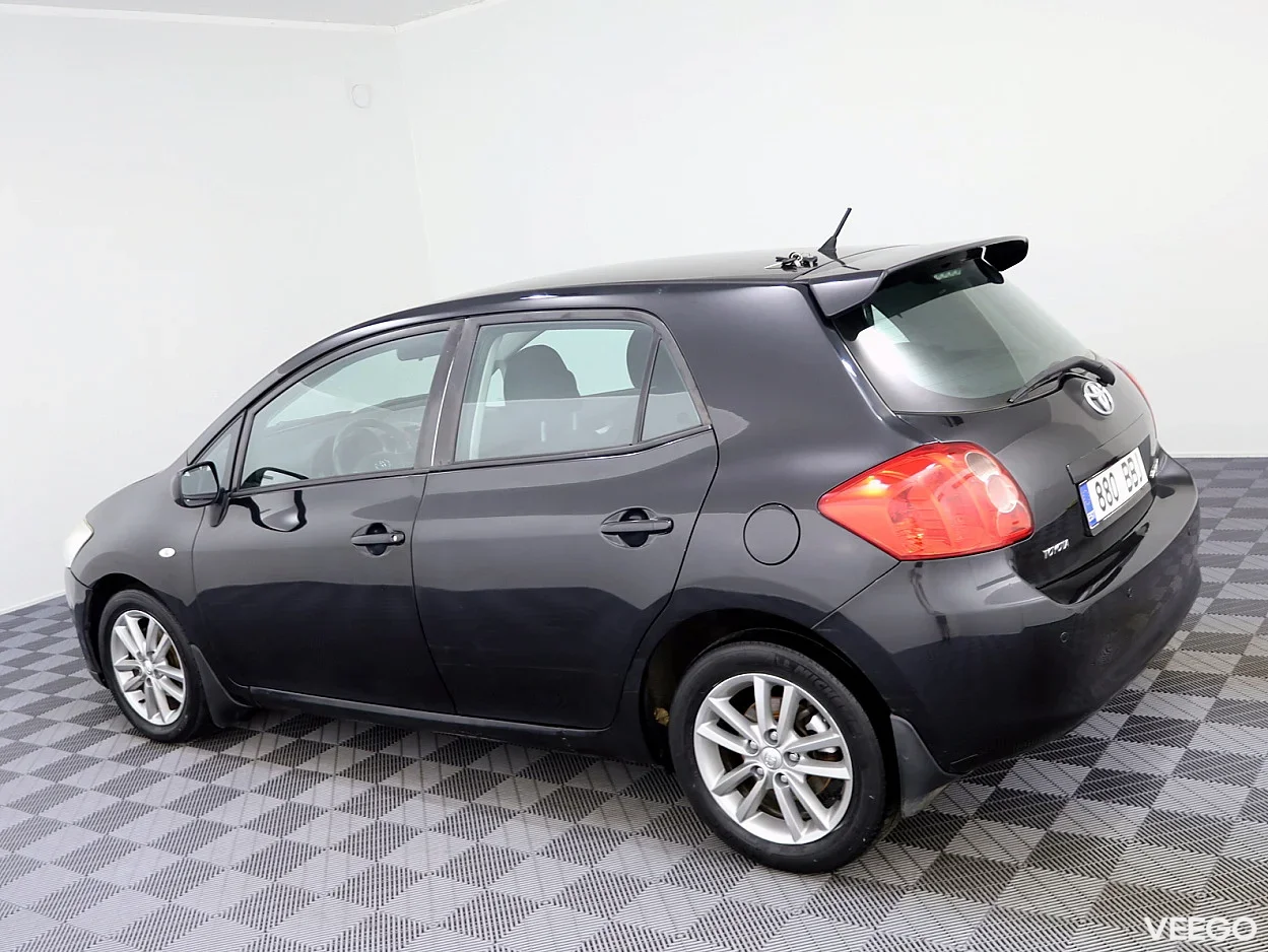 Toyota Auris 1.6 91kW