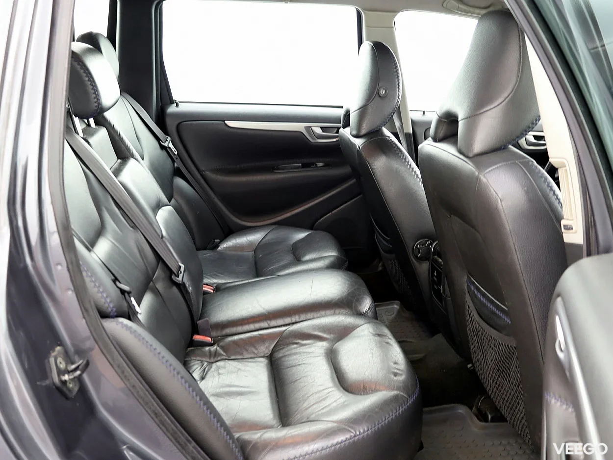 Volvo XC70 2.4 121kW