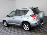 Toyota RAV4 2.2 100kW thumbnail