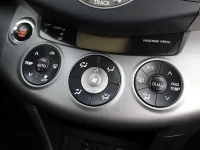 Toyota RAV4 2.2 100kW thumbnail