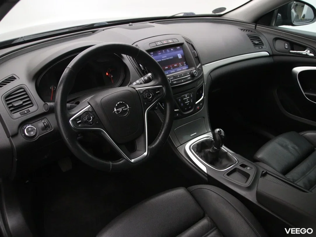 Opel Insignia 1.6 100kW