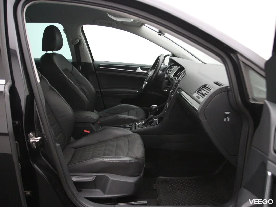 Volkswagen Golf 1.2 77kW