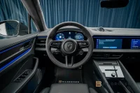 Porsche Macan Turbo Electric 585hk Burmester Hud P-Disp MOMS 430kW thumbnail