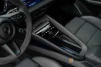 Porsche Macan Turbo Electric 585hk Burmester Hud P-Disp MOMS 430kW thumbnail