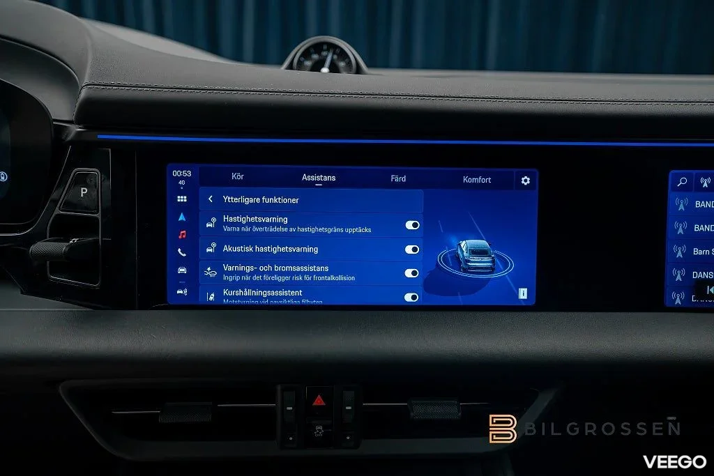 Porsche Macan Turbo Electric 585hk Burmester Hud P-Disp MOMS 430kW