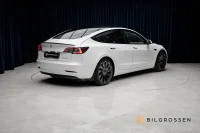 Tesla Model 3 Performance 513hk Autopilot Premium 377kW thumbnail