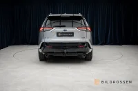 Toyota RAV4 Plug in AWD-i 306hk Style Drag B-Kamera MOMS 225kW thumbnail