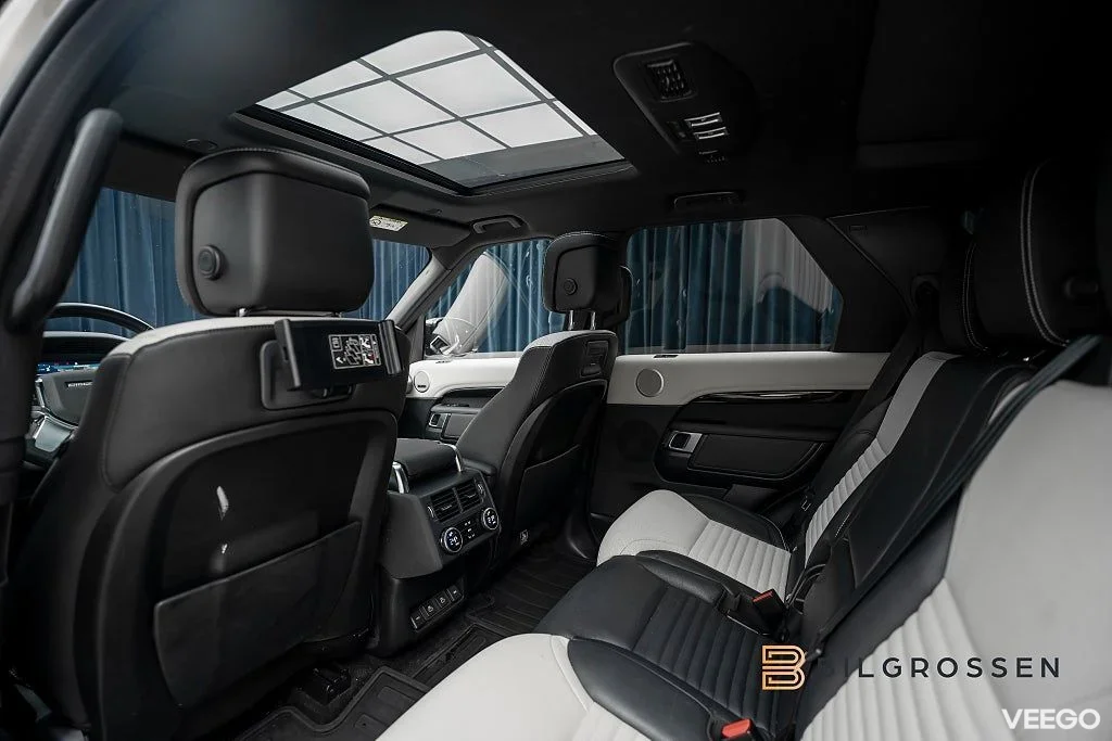 Land Rover Discovery D250 MHEV 249hk R Dynamic Pano 360 183kW