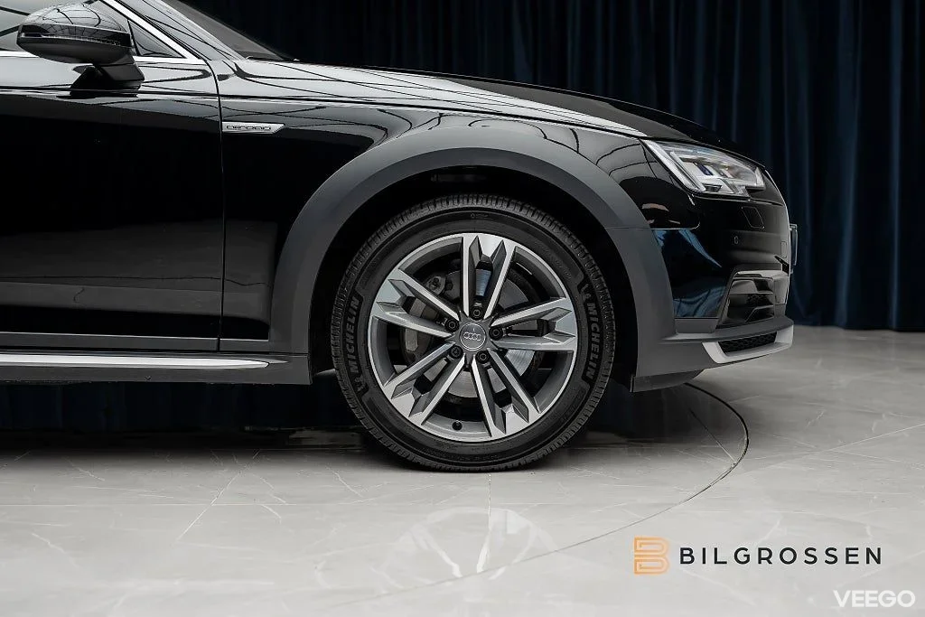 Audi A4 allroad quattro 2.0 TDI Proline B&O Cockpit Adp Fart 140kW