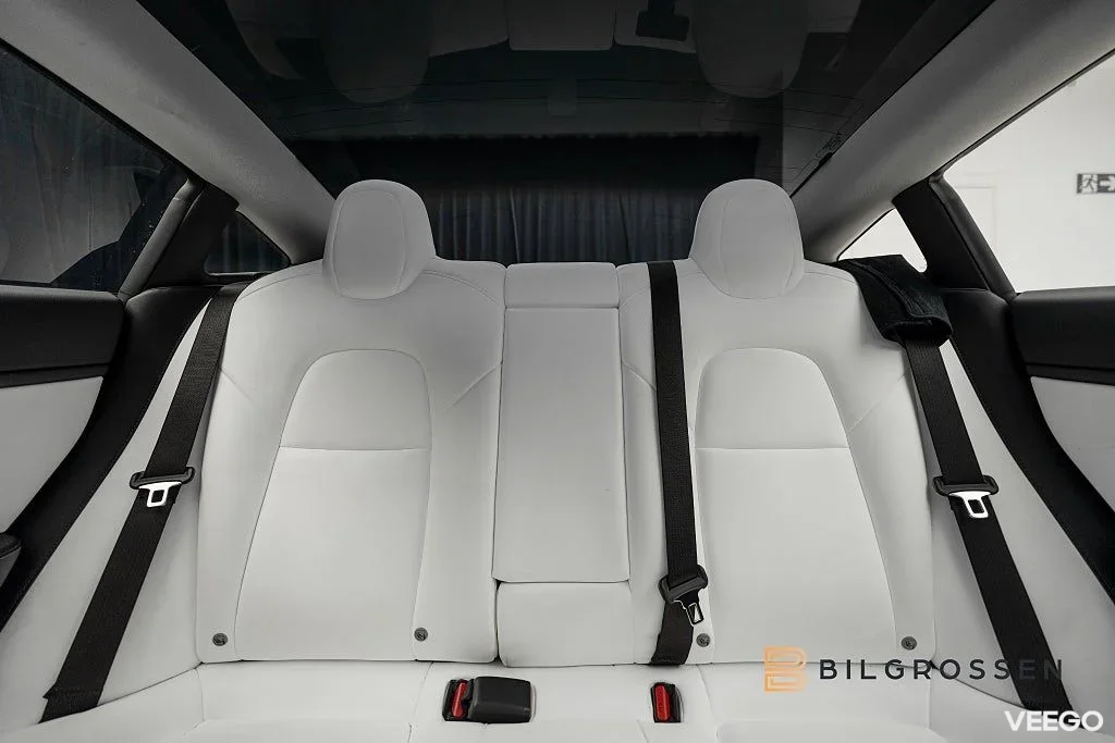 Tesla Model 3 Performance 513hk Autopilot Premium 377kW