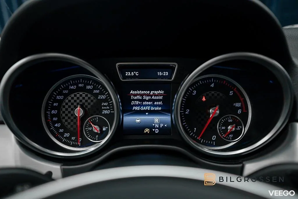 Mercedes-Benz GLE350 350 d 4MATIC Pano H/K 360 Luftfjädring 190kW