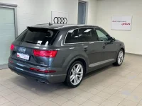 Audi Q7 245kW thumbnail